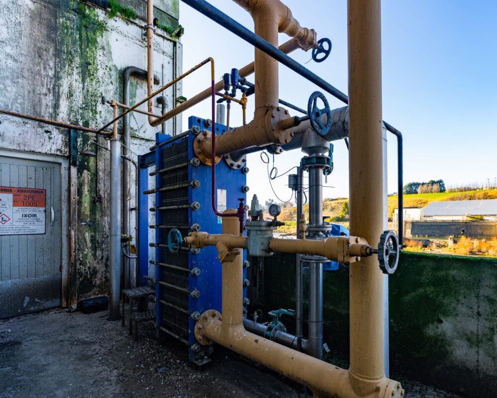 Active_Refrigeration_Case_Study_:_Alliance_Group_Mataura-Plant_Heat_Recovery_Install_1:7:26_Small_114